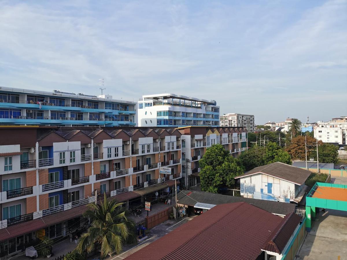 The Sea Bangsaen Hotel Dış mekan fotoğraf