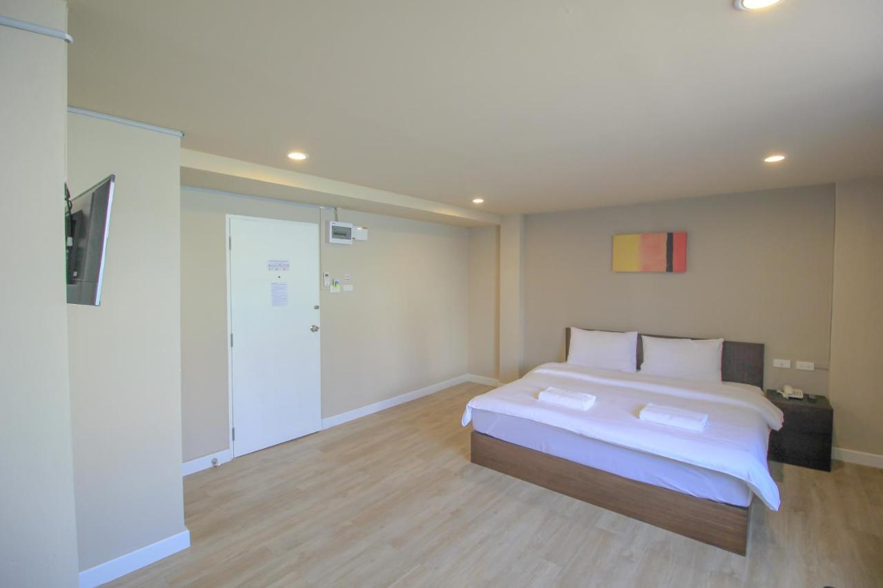 The Sea Bangsaen Hotel Dış mekan fotoğraf